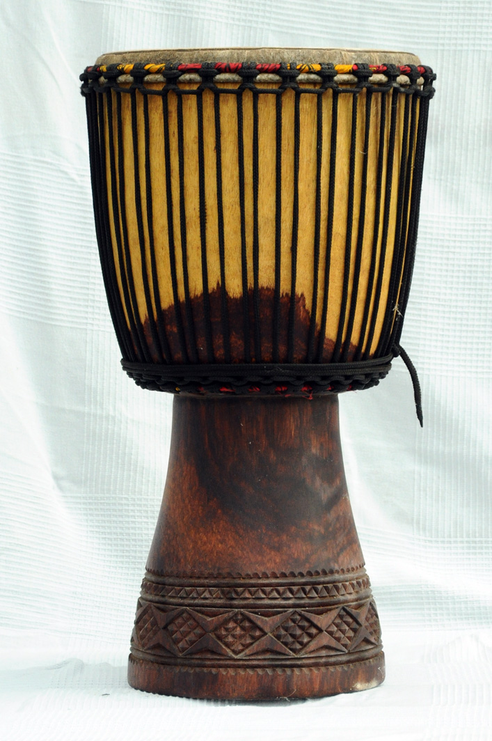 Djembe kaufen Große Lenke Djembe trommel aus Rosenholz