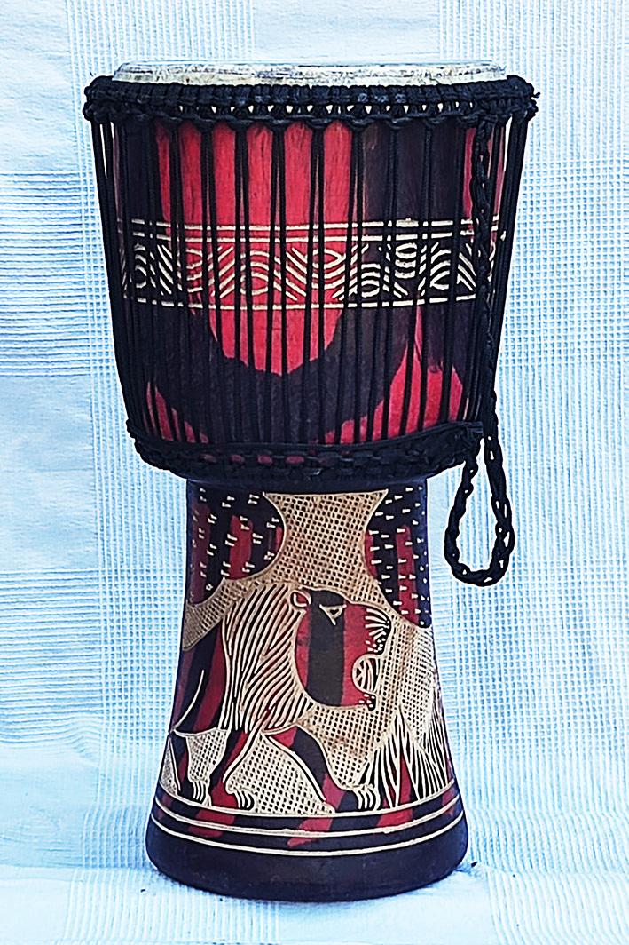 Günstige Djembe kaufen Große billige Djembe Trommel aus Ghana