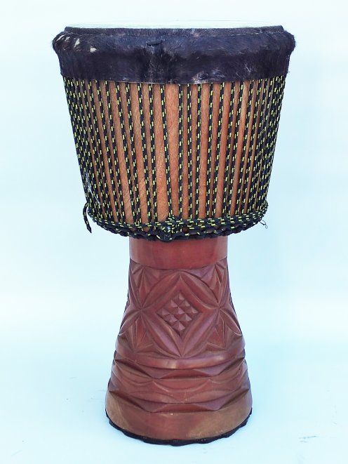 Große Djembe aus Guinea - Oberklasse Djembe Trommel