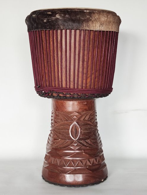 Große Djembe aus Guinea - Oberklasse Djembe Trommel