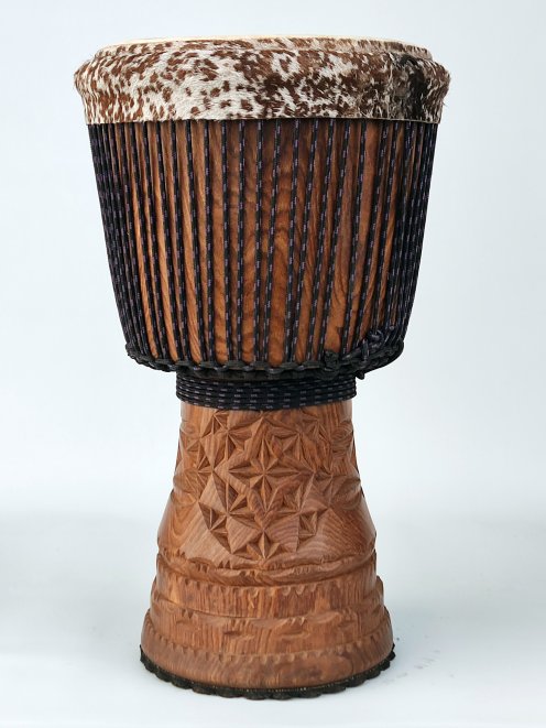 Große Djembe aus Guinea - Oberklasse Djembe Trommel