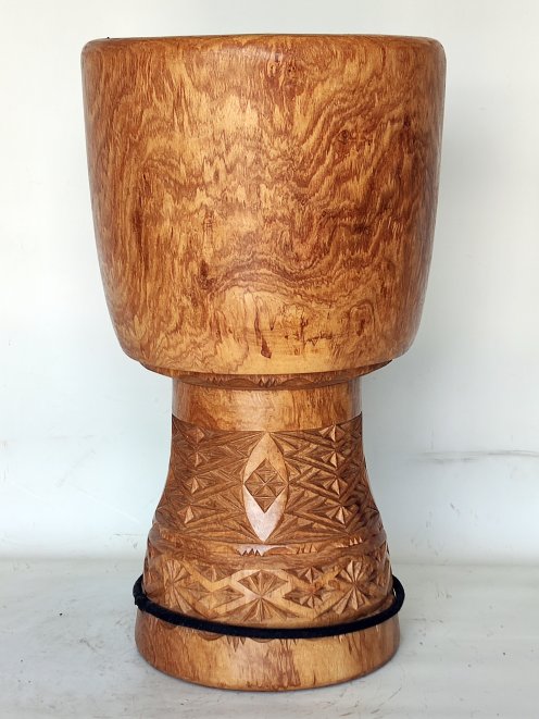 Premium Qualität Djembe Korpus aus Guinea