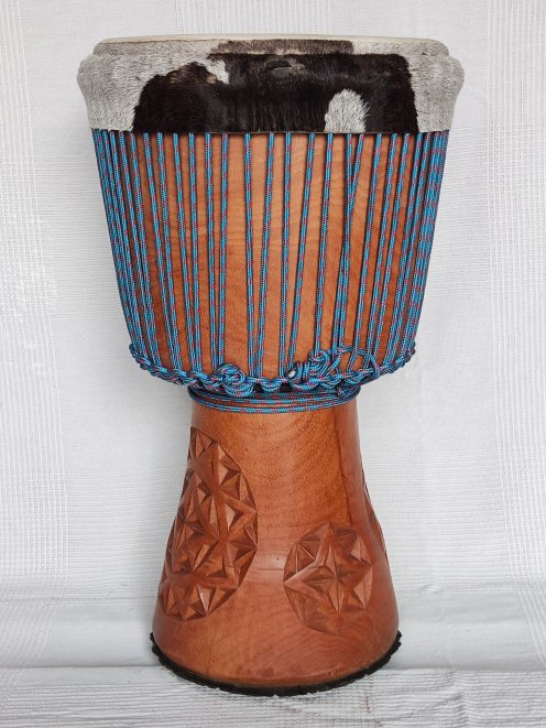 Große Djembe aus Guinea - Oberklasse Djembe Trommel