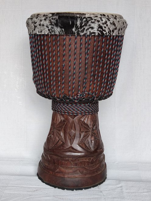 Große Djembe aus Guinea - Oberklasse Djembe Trommel