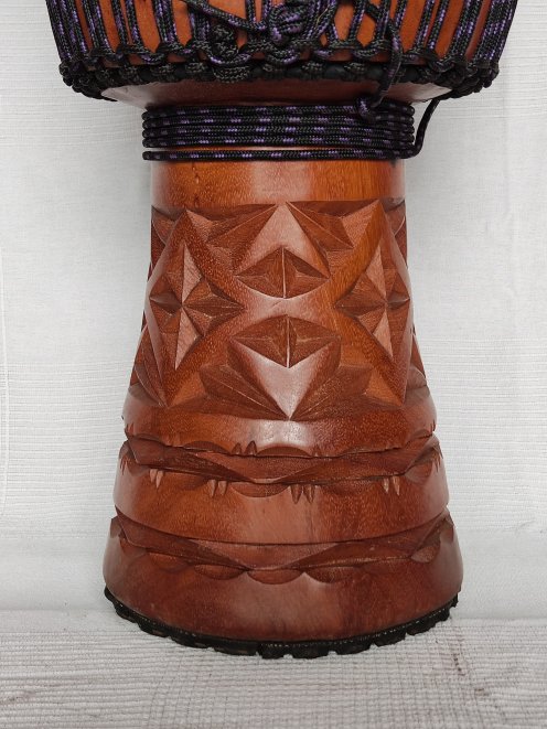 Große Djembe aus Guinea - Oberklasse Djembe Trommel