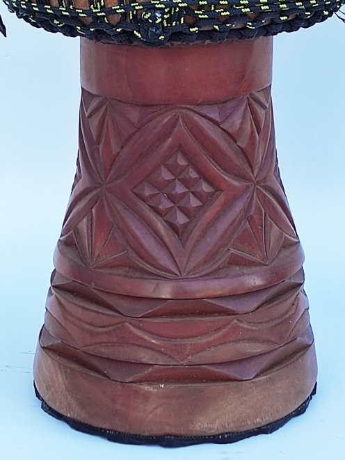Große Djembe aus Guinea - Oberklasse Djembe Trommel