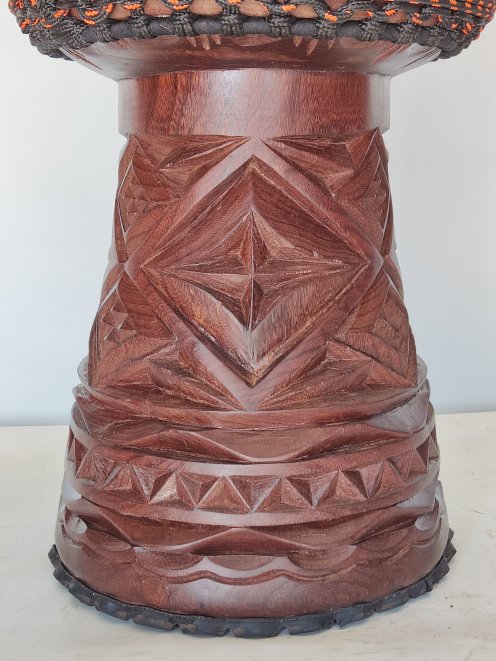 Große Djembe aus Guinea - Oberklasse Djembe Trommel
