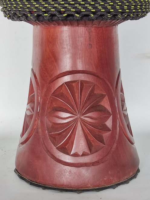 Große Djembe aus Guinea - Oberklasse Djembe Trommel