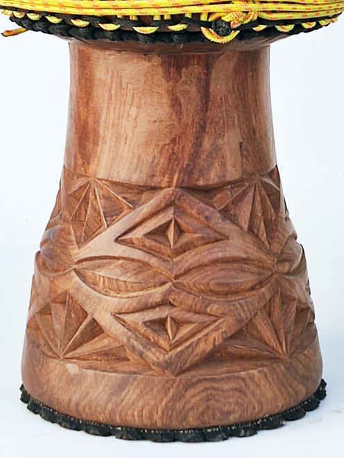 Große Djembe aus Guinea - Oberklasse Djembe Trommel