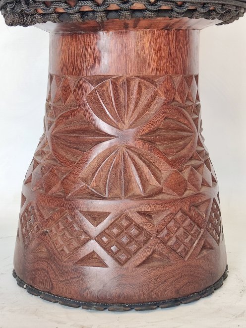 Große Djembe aus Guinea - Oberklasse Djembe Trommel