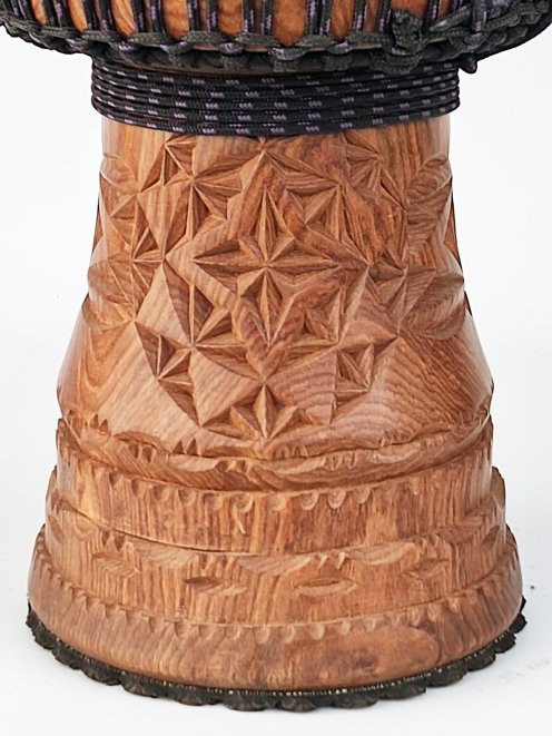Große Djembe aus Guinea - Oberklasse Djembe Trommel
