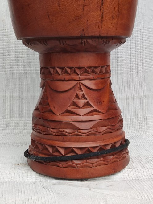 Premium Qualität Djembe Korpus aus Guinea
