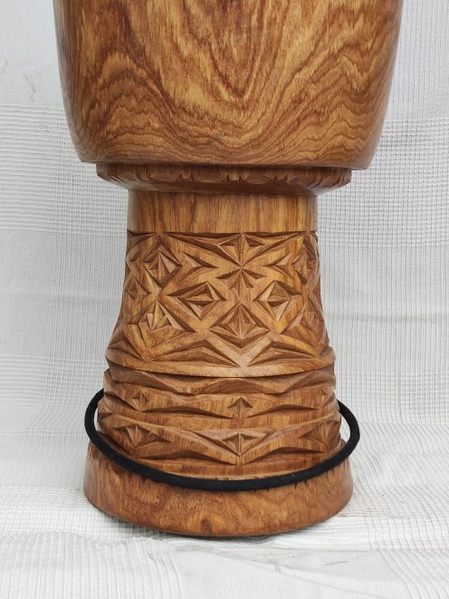Premium Qualität Djembe Korpus aus Guinea