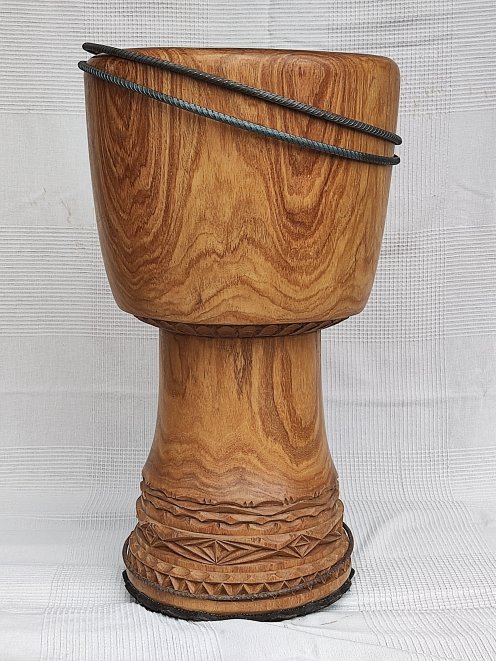 Palisander (Gueni) Djembe Korpus aus Guinea - Oberklasse Djembe