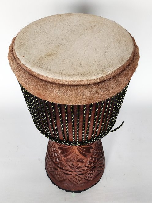 Große Djembe aus Guinea - Oberklasse Djembe Trommel