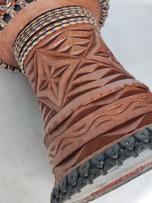 Große Djembe aus Guinea - Oberklasse Djembe Trommel