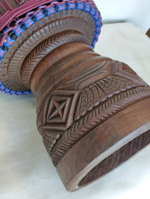 Individuell Djembe - Signature Djembe aus Burkina Faso