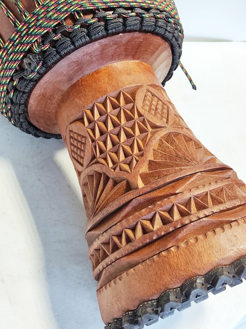 Buschmango (Dugura) Djembe aus Guinea - Oberklasse Djembe