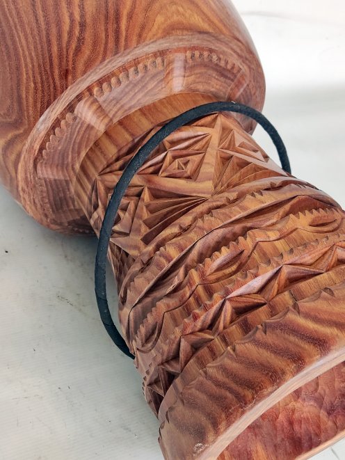 Premium Qualität Djembe Korpus aus Guinea