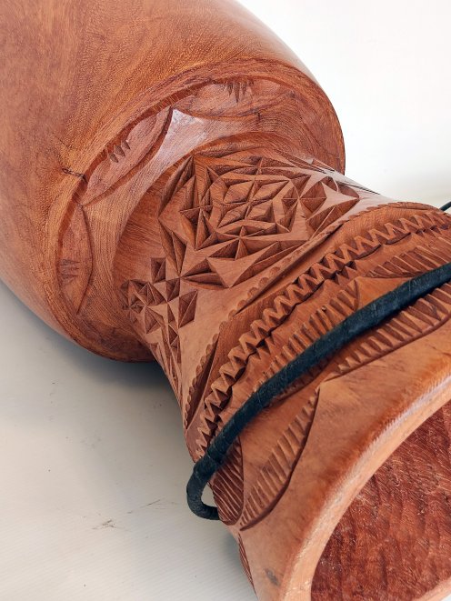 Premium Qualität Djembe Korpus aus Guinea