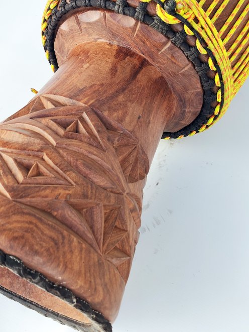 Große Djembe aus Guinea - Oberklasse Djembe Trommel