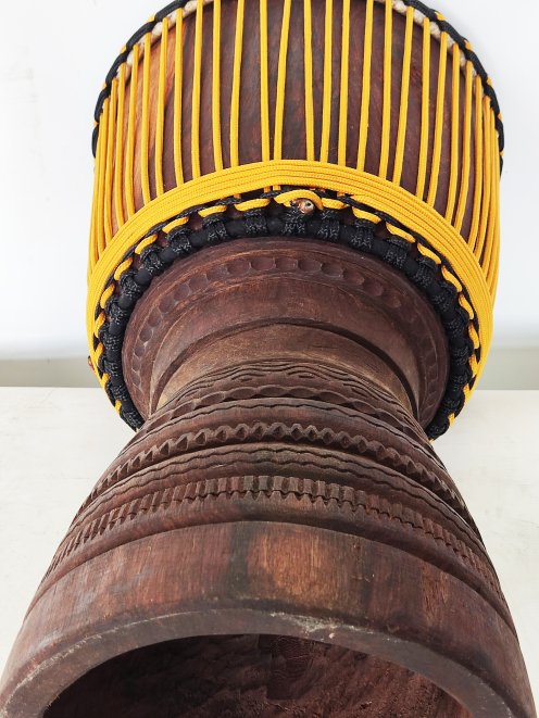 Individuell Djembe - Signature Djembe aus Burkina Faso