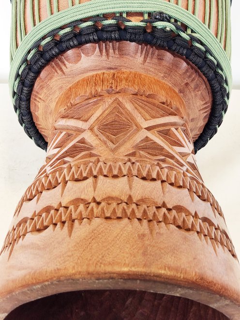 Buschmango (Dugura) Djembe aus Guinea - Oberklasse Djembe