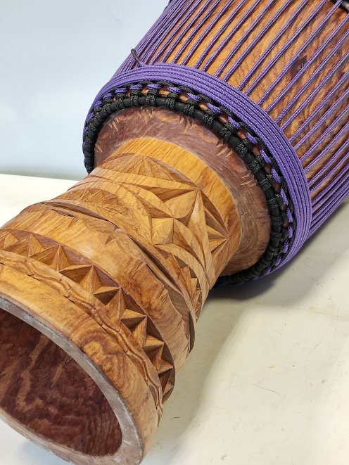 Palisander (Gueni) Djembe aus Guinea - Oberklasse Djembe