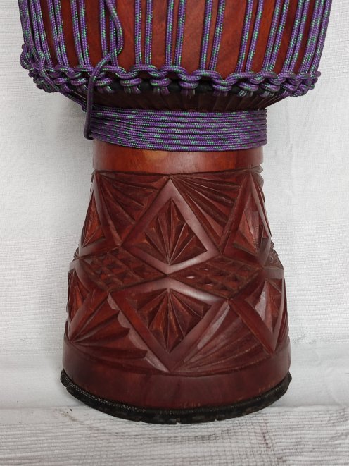 Große Djembe aus Guinea - Oberklasse Djembe Trommel