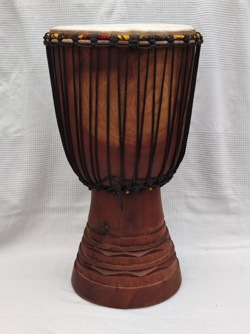 Djembe kaufen - Große Mahagoni Djembe Trommel aus Mali