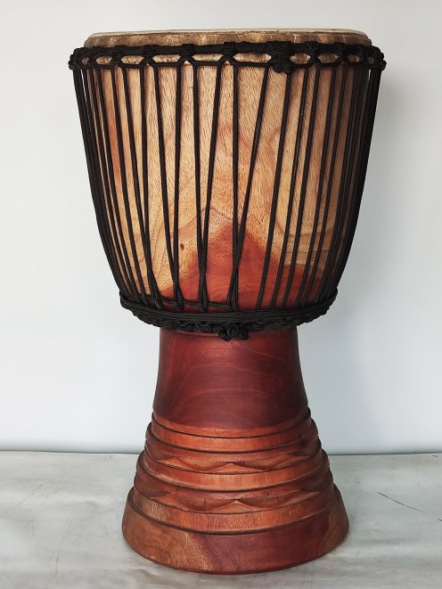 Hochwertiges Djembe - Premium Mali Djembe