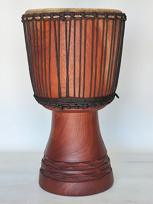 Djembe kaufen - Große Mahagoni Djembe Trommel aus Mali