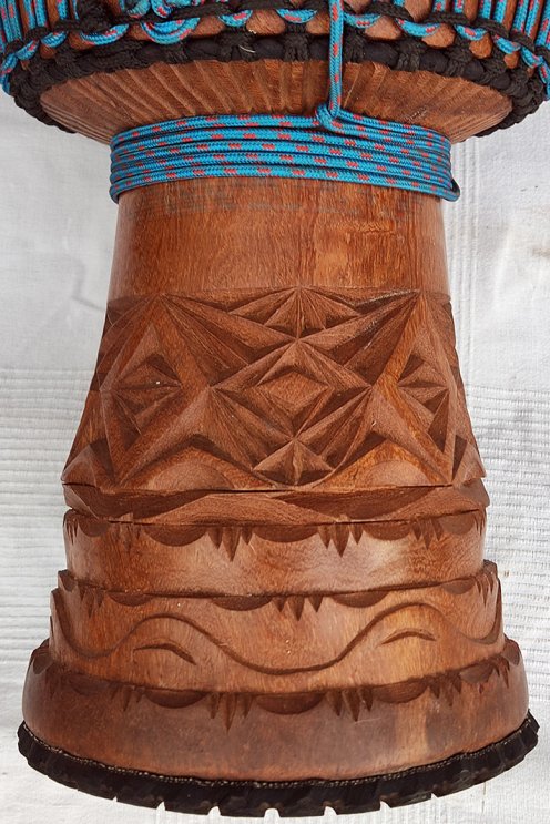 Große Djembe aus Guinea - Oberklasse Djembe Trommel
