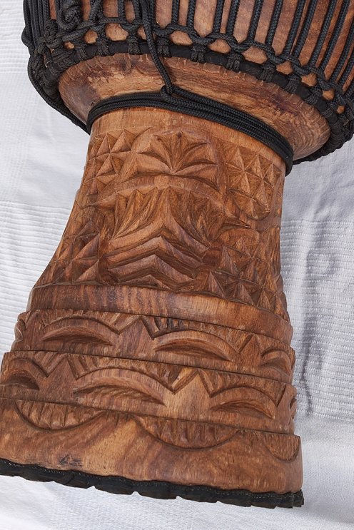 Große Djembe aus Guinea - Oberklasse Djembe Trommel