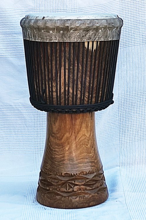 Palisander (Gueni) Djembe aus Guinea - Hohe Qualität Djembe