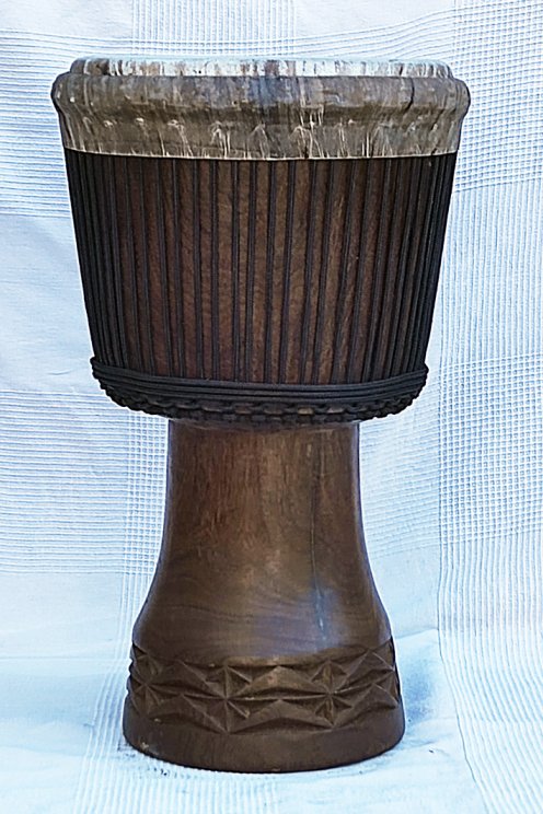 Lenke Djembe aus Guinea - Hohe Qualität Djembe