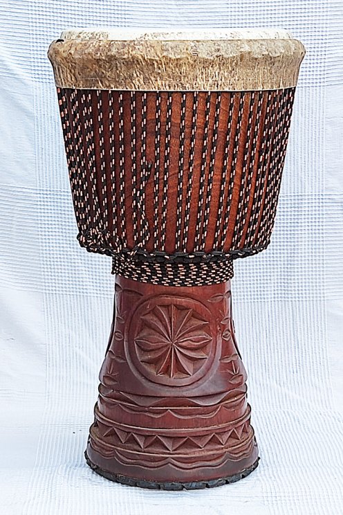 Große Djembe aus Guinea - Oberklasse Djembe Trommel