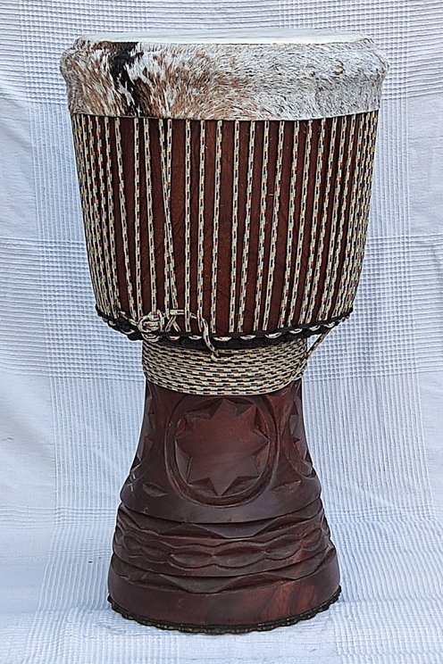 Große Djembe aus Guinea - Oberklasse Djembe Trommel