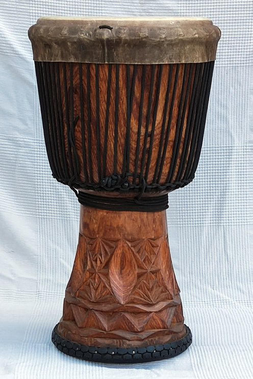 Große Djembe aus Guinea - Oberklasse Djembe Trommel