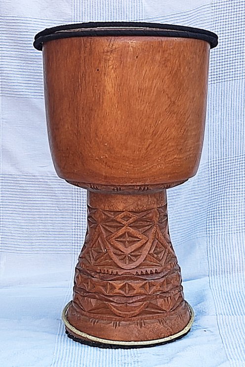 Premium Qualität Djembe Korpus aus Guinea