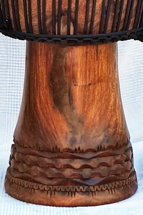 Palisander (Gueni) Djembe aus Guinea - Hohe Qualität Djembe