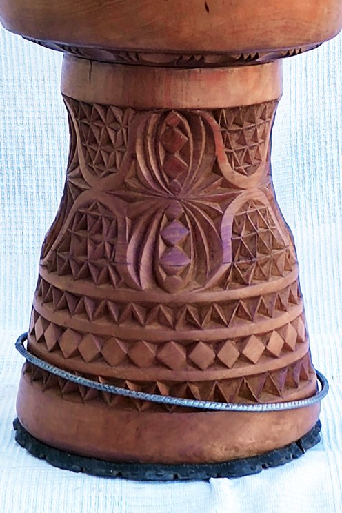 Mahagoni (Djala) Djembe Korpus aus Guinea - Oberklasse Djembe