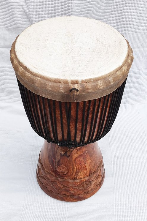 Palisander (Gueni) Djembe aus Guinea - Hohe Qualität Djembe
