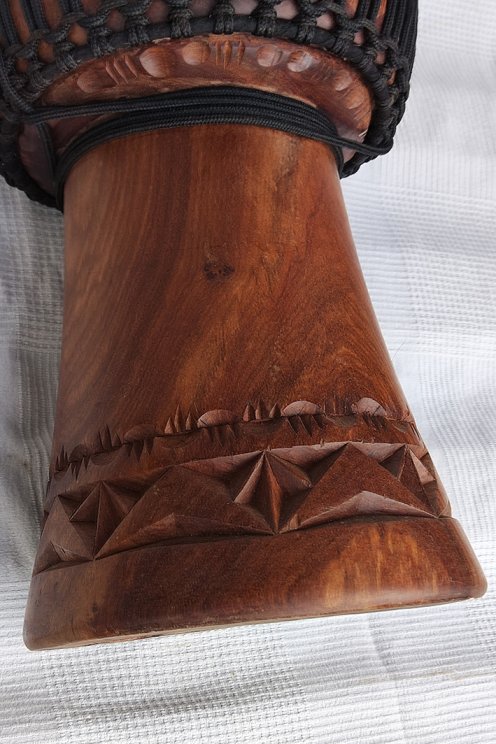 Palisander (Gueni) Djembe aus Guinea - Hohe Qualität Djembe