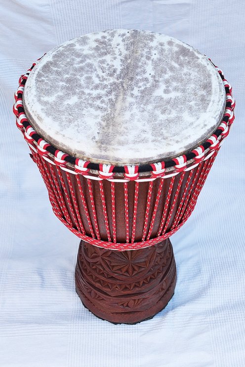 Buschmango (Dugura) Djembe aus Guinea - Oberklasse Djembe