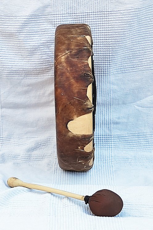 Schamanische Ritualtrommel (Schamanentrommel) mit Rothirschfell