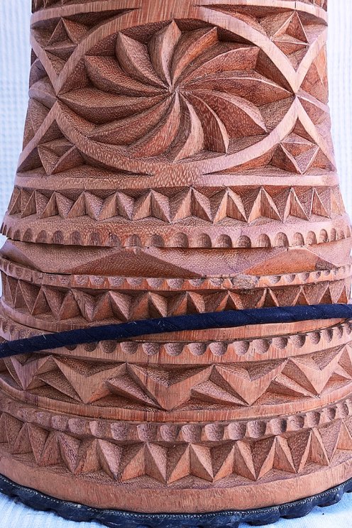 Premium Qualität Djembe Korpus aus Guinea