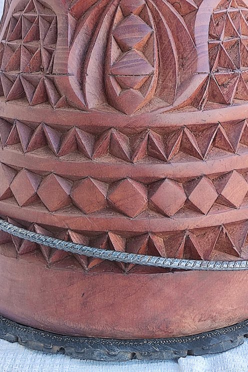 Mahagoni (Djala) Djembe Korpus aus Guinea - Oberklasse Djembe