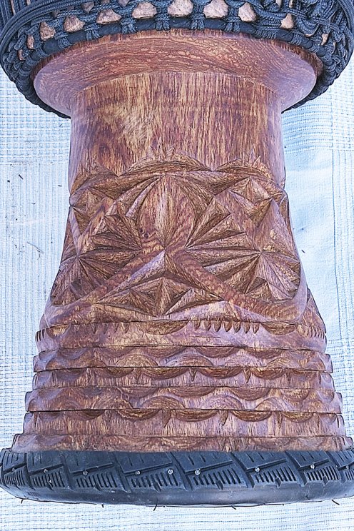 Große Djembe aus Guinea - Oberklasse Djembe Trommel