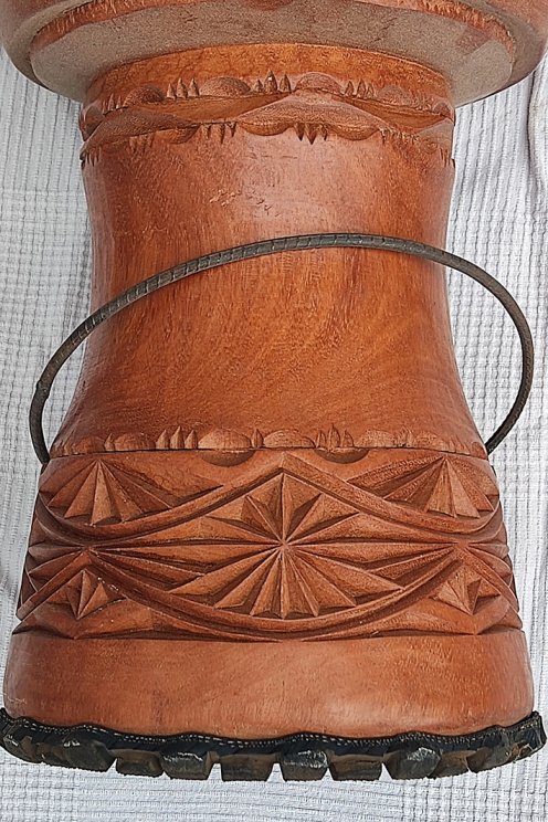 Lenke Djembe Korpus aus Guinea - Oberklasse Djembe